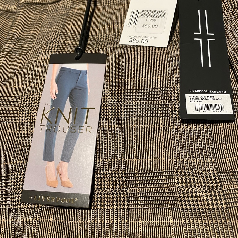 BNWT Liverpool Knit Trousers Size 6